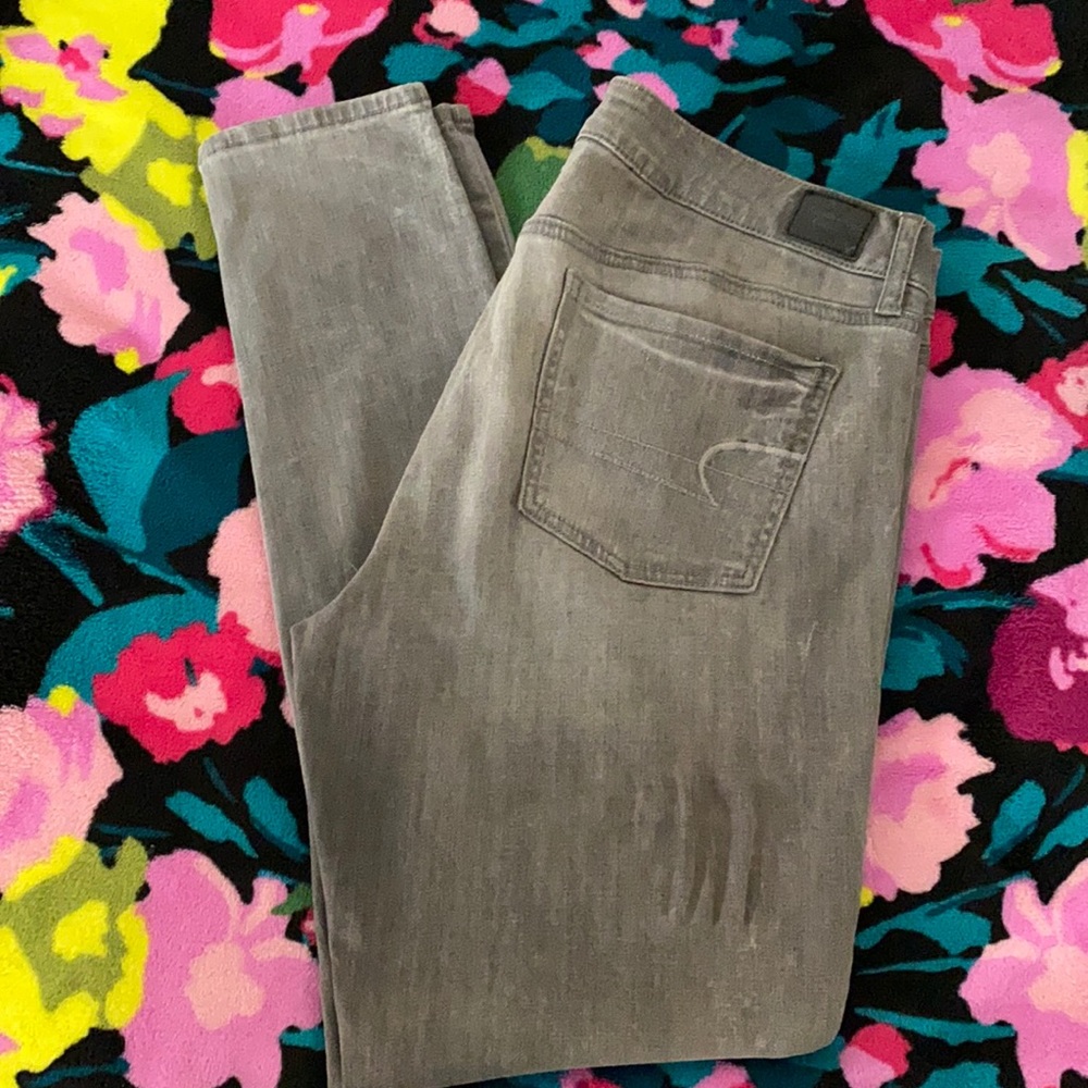 AEO gray size 14 regular super stretch jegging